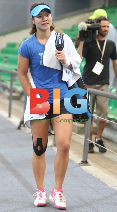 Li Na Trains for Hopman Cup