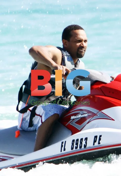 Mike Epps Jet Skiing in Miami