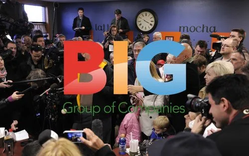 Rick Santorum meets supporters in Boone, Iowa