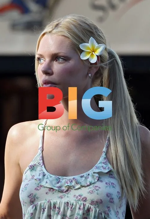 Sophie Monk Runs Errands in Sydney