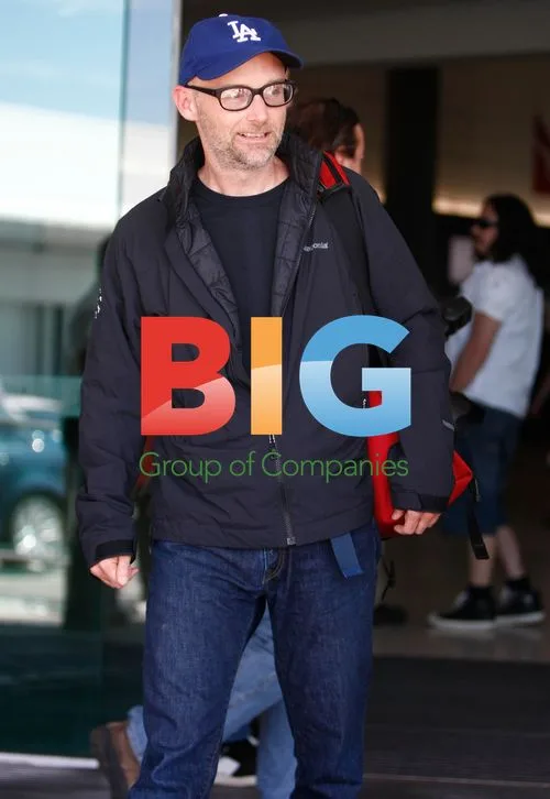 Moby arrives at Perth Airport