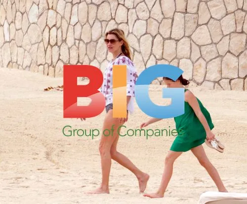 Kate Moss and Daughter on Caribbean Vacation