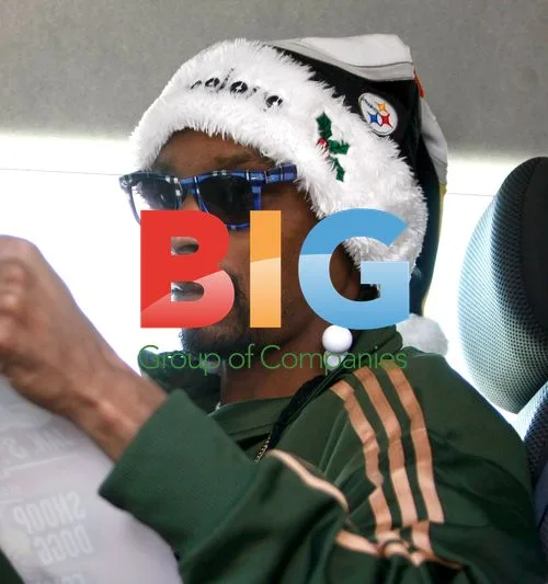 Snoop Dogg Arrives at Perth Airport