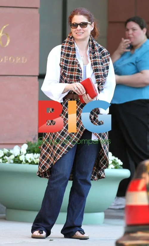 Debra Messing Leaves Salon in Beverly Hills