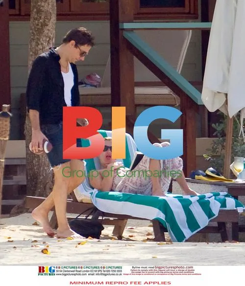 Kate Moss and Jamie Hince on Caribbean Vacation