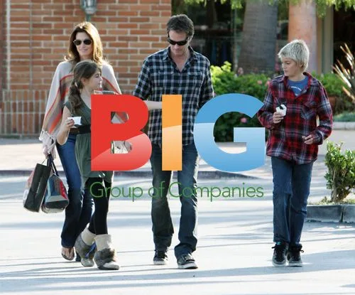 Cindy Crawford and Family Go Shopping
