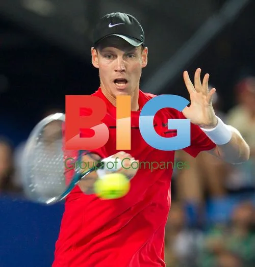 Tomas Berdych plays tennis during Hopman Cup