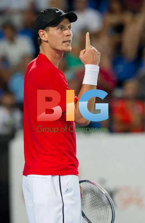 Tomas Berdych playing tennis