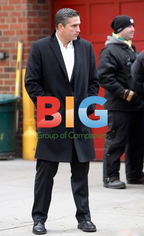 Jim Caviezel on 'Person of Interest' set