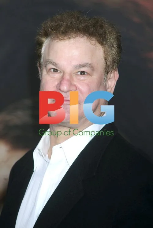 Robert Wuhl at War Horse Premiere