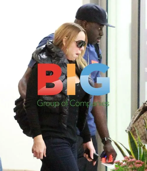 Nick Cannon and Mariah Carey Leave Aspen Hospital