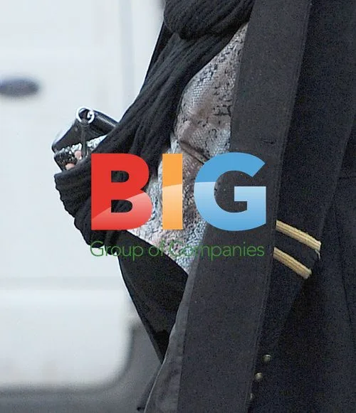 Pregnant Michelle Heaton Gets Hair Done