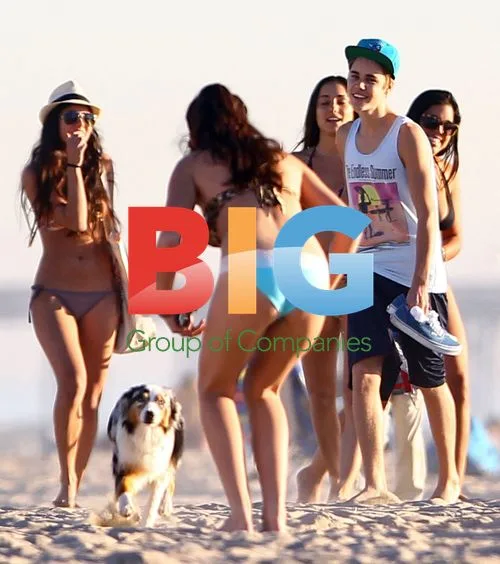 Justin Bieber with Dad Jeremy at Beach