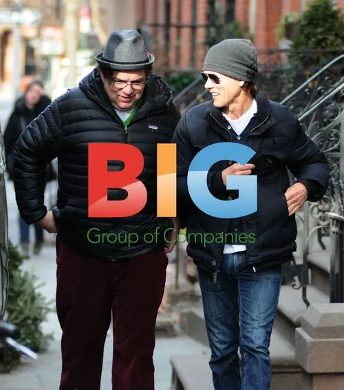 Kevin Bacon and Oliver Platt Take a Walk