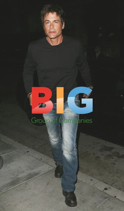 Rob Lowe Heads to Dinner in LA
