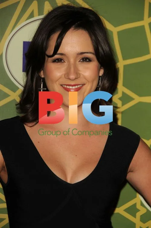 Shannon Woodward at Fox's All-Star Party
