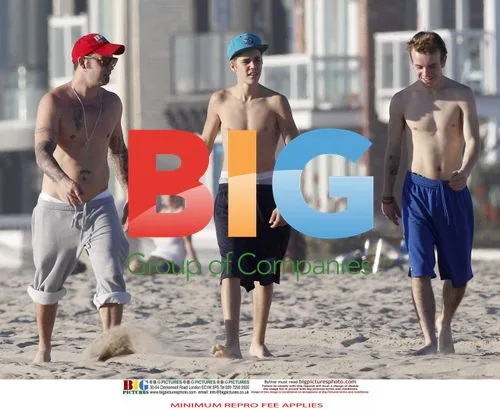 Justin Bieber and Dad Enjoy Father-Son Day