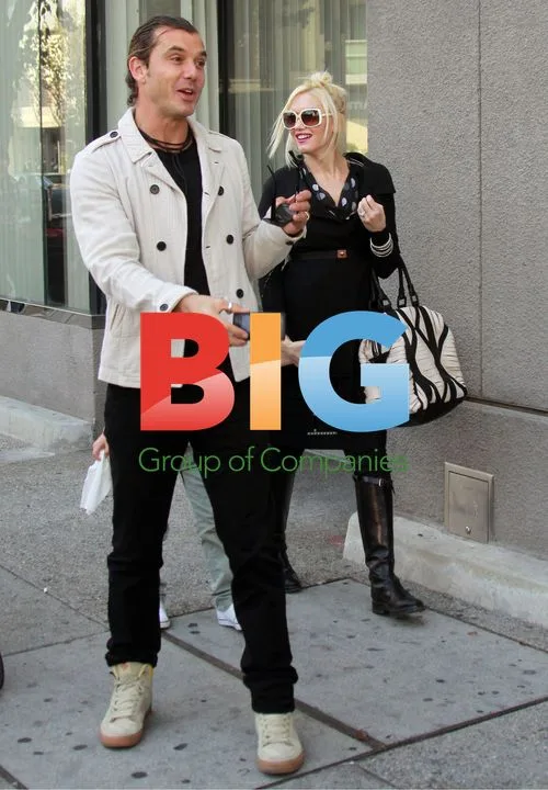 Gwen Stefani and Gavin Rossdale with sons at park