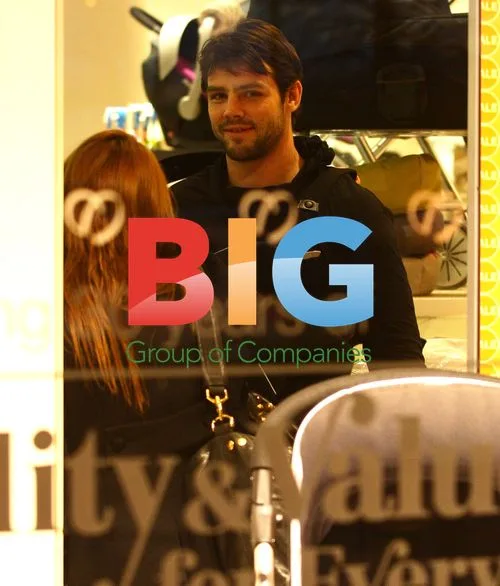 Una Healy and Ben Foden Shopping