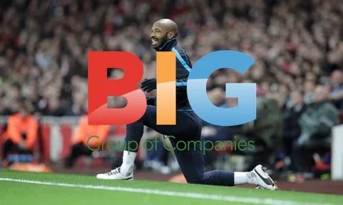 Thierry Henry warms up for Arsenal vs Leeds FA Cup match