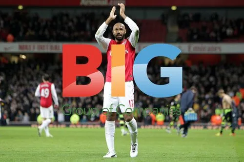 Thierry Henry Celebrates Arsenal Goal