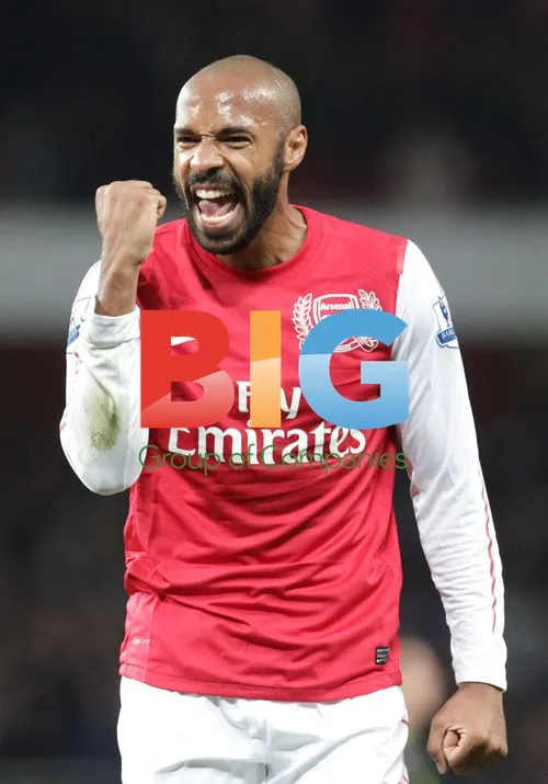 Thierry Henry Celebrates Arsenal Goal