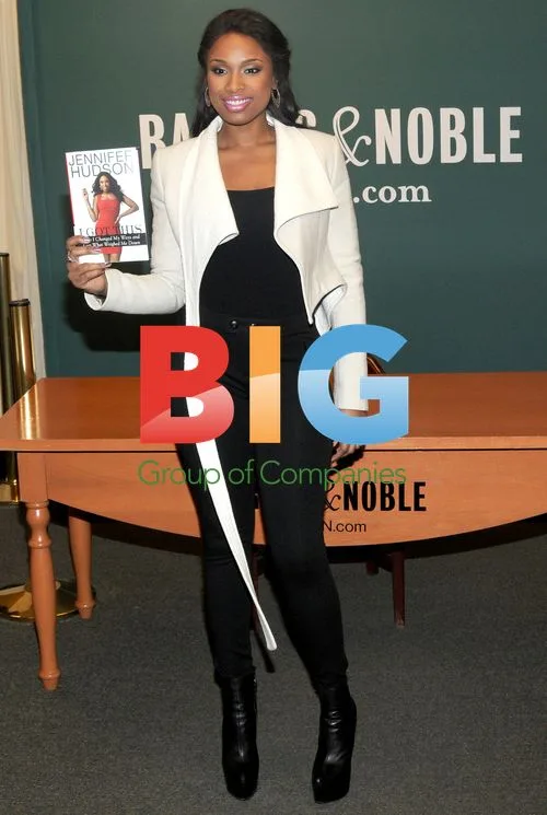 Jennifer Hudson Book Signing