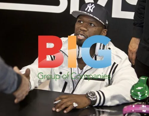 50 Cent signs autographs at CES 2012