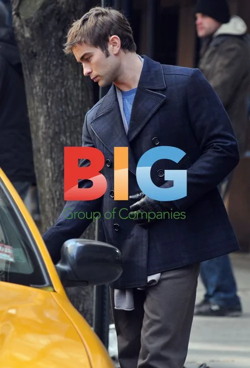 Chace Crawford on 'Gossip Girl' set