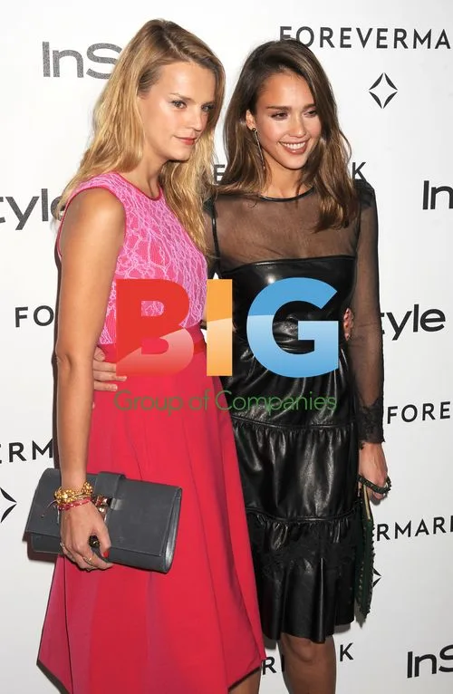 Kelly Patricof and Jessica Alba at Golden Globes Event