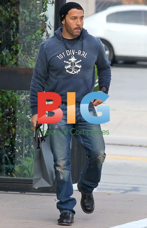 Jeremy Piven Shopping in Beverly Hills