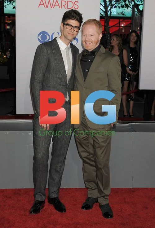 Justin Mikita and Jesse Tyler Ferguson at People's Choice Awards 2012