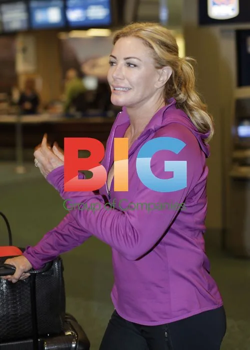 Shannon Tweed at Vancouver Airport