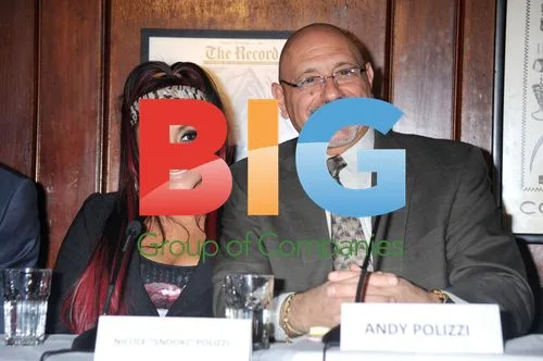 Snooki and Dad at Boxing Press Conference