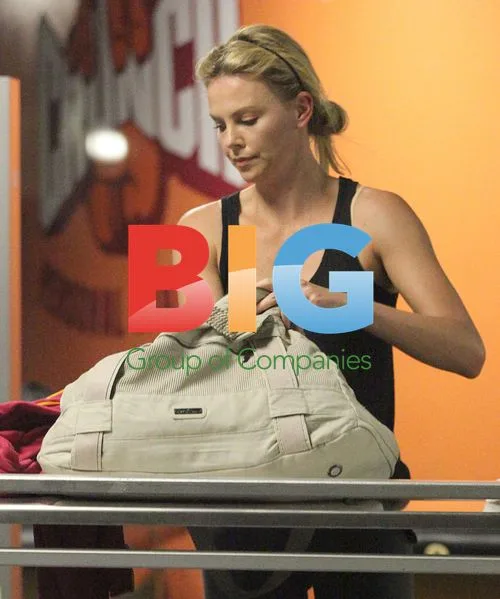 Charlize Theron at Crunch Gym