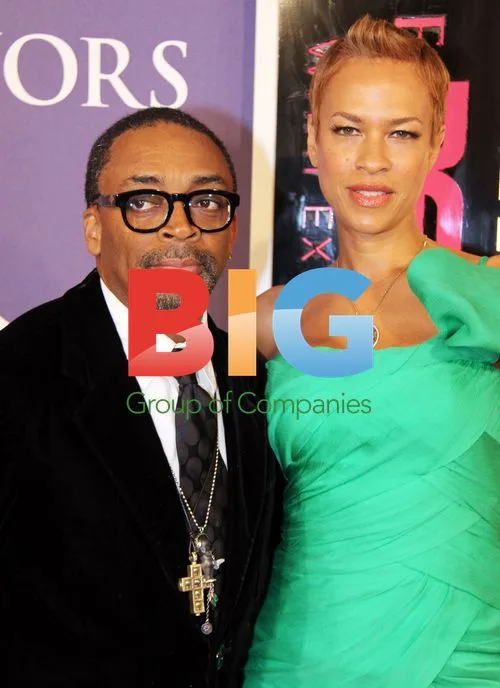 Stars attend BET Honors 2012 awards