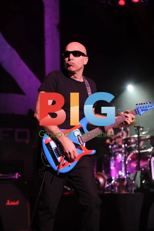 Chickenfoot Performing at Brixton Academy