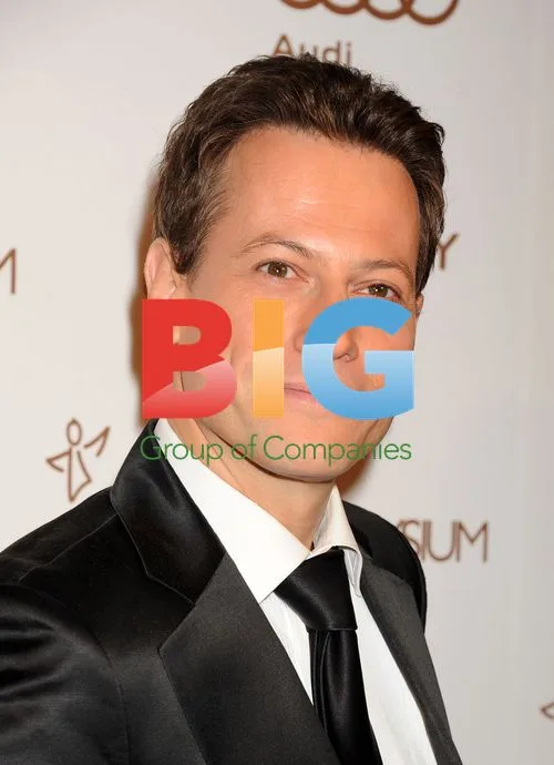 Ioan Gruffudd at Art Of Elysium Gala