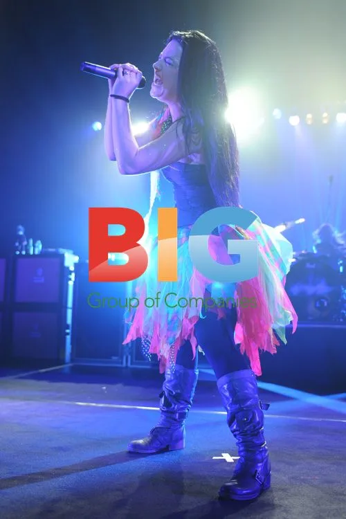 Amy Lee of Evanescence performs at Hard Rock Live