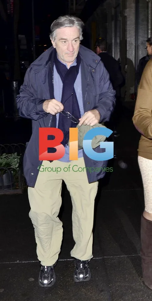 DeNiro and Wife at Museum in NYC