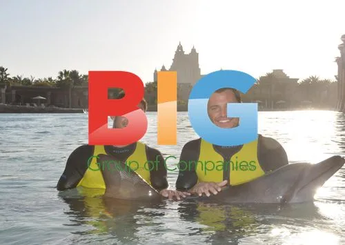 TOWIE's Mark Wright meets dolphins in Dubai