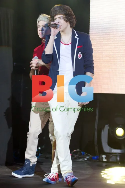 One Direction Perform in London
