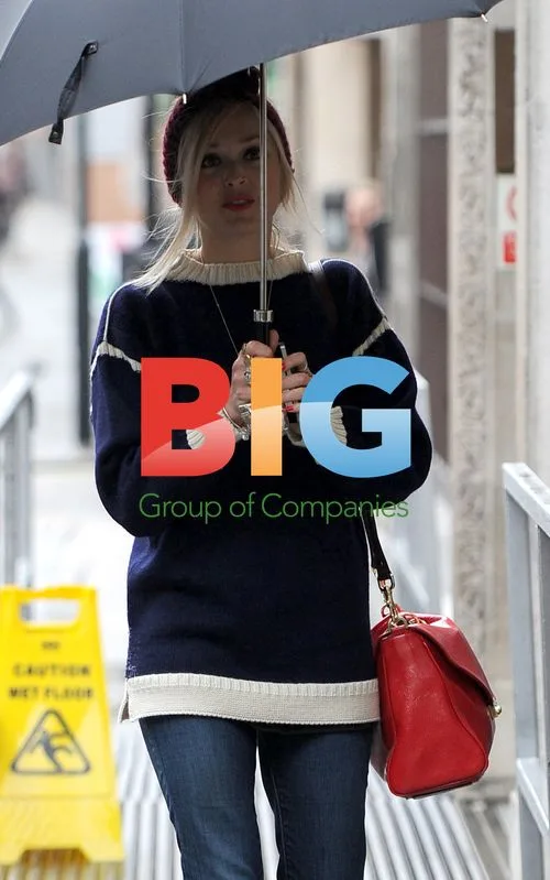 Fearne Cotton Leaving BBC Radio 1 Studios
