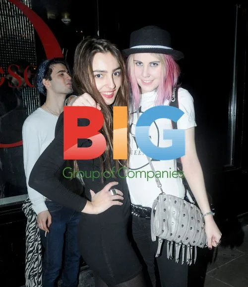 Millionaire Heiress Out with Friends