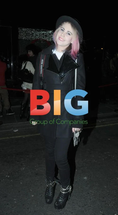 Millionaire heiress out with friends in London