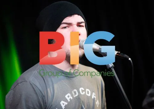 James Durbin Performs at Mix 106.1