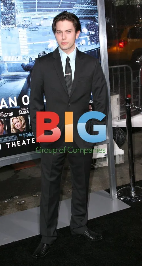 Jackson Rathbone Arrives at 'Man on a Ledge' Premiere