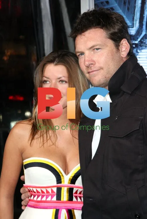 Crystal Humphries and Sam Worthington at Man on a Ledge premiere