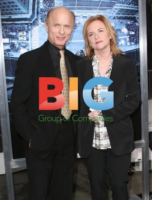 Ed Harris and Amy Madigan at 'Man on a Ledge' Premiere