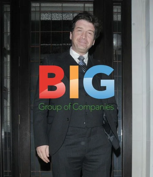 Nick Knowles Spotted Leaving Restaurant